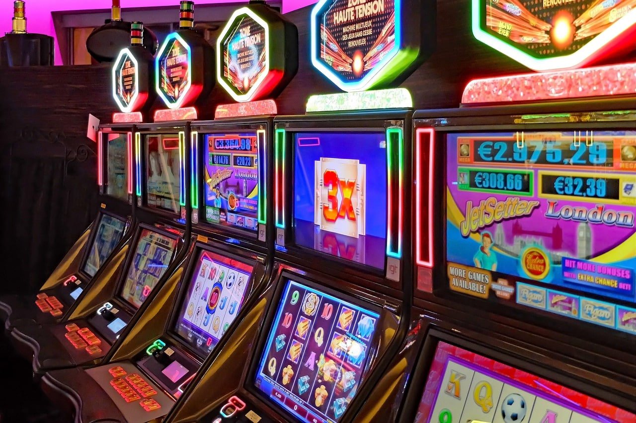ph bingo platform sections displayed on smartphone screen for Filipino players